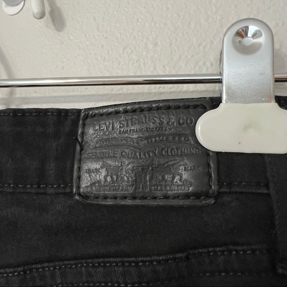 Levi’s 721 High Rise Skinny Black Jeans—26 - Picture 13 of 16